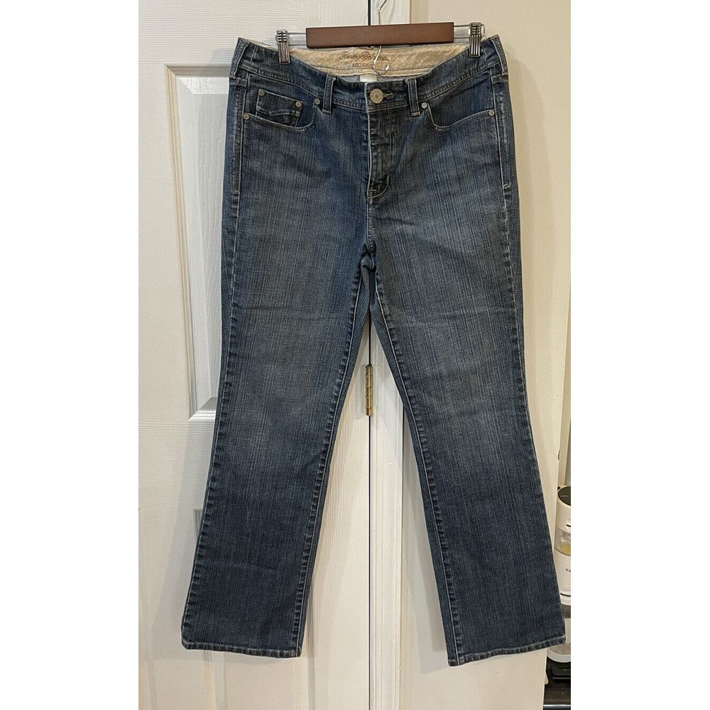 Tommy Bahama Women's Jeans Medium Wash Mid Rise Sz Tag‎ Removed Measuring 11/12